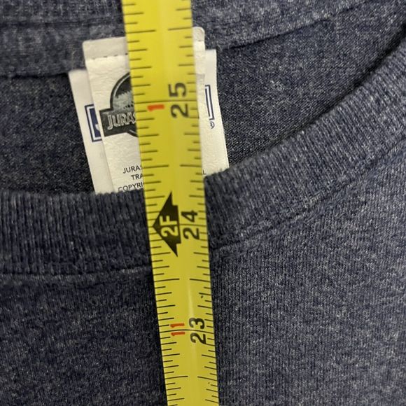 Jurassic Park T-Shirt Adult Medium Dinosaur World Movie Logo Graphic Casual VGC - Picture 8 of 8